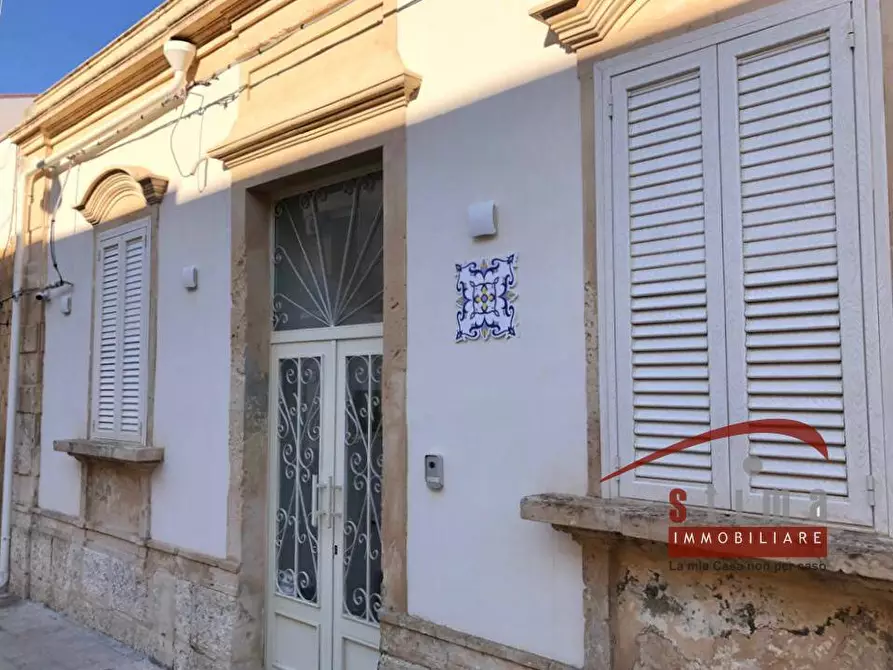 casa indipendente in vendita a Siracusa in zona Centro Città