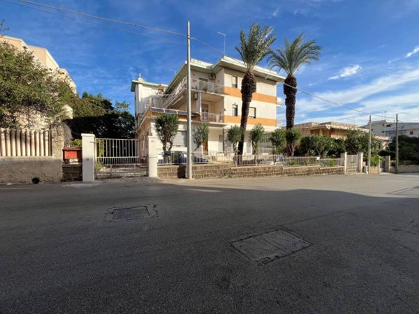 appartamento in vendita a Siracusa in zona Grottasanta