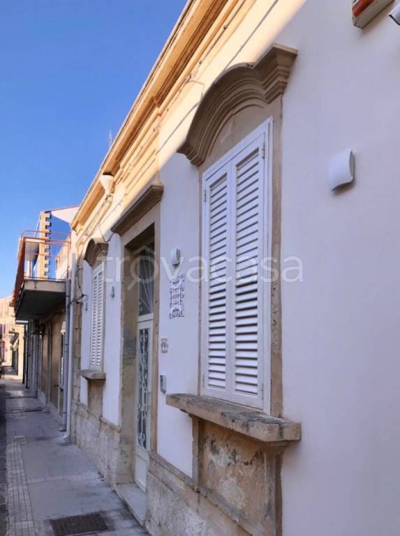 casa indipendente in vendita a Siracusa in zona Centro Città