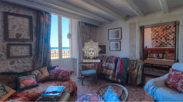 casa indipendente in vendita a Siracusa in zona Isola Ortigia