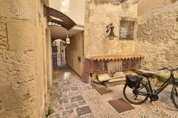 appartamento in vendita a Siracusa in zona Isola Ortigia