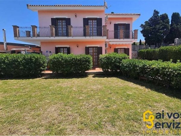 casa indipendente in vendita a Siracusa in zona Isola / Plemmirio