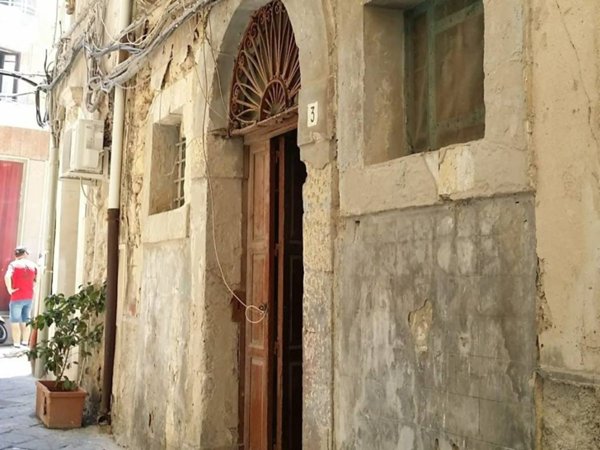 negozio in vendita a Siracusa in zona Isola Ortigia