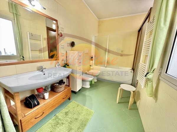 casa indipendente in vendita a Siracusa in zona Grottasanta