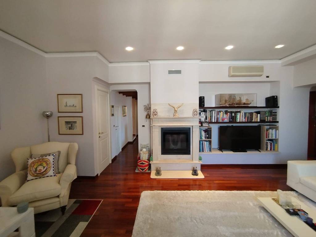 appartamento in vendita a Siracusa in zona Isola Ortigia