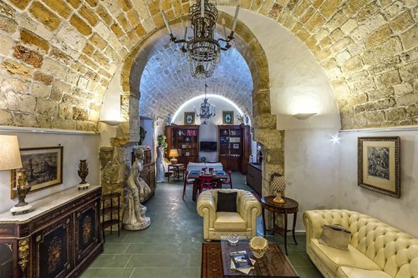 appartamento in vendita a Siracusa in zona Isola Ortigia