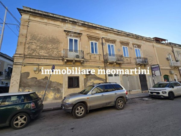 appartamento in vendita a Siracusa in zona Borgata