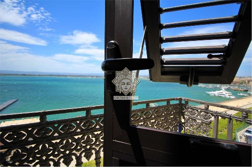 appartamento in vendita a Siracusa in zona Isola Ortigia