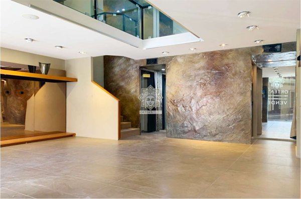 negozio in vendita a Siracusa in zona Centro Città