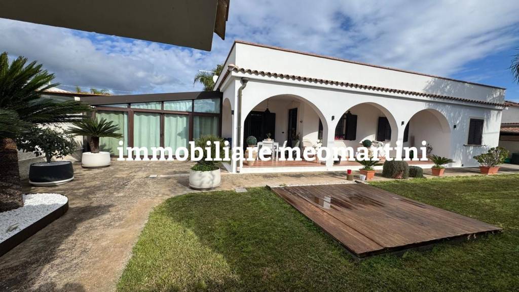 casa indipendente in vendita a Siracusa in zona Isola Ortigia