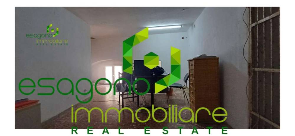 negozio in vendita a Siracusa in zona Centro Città