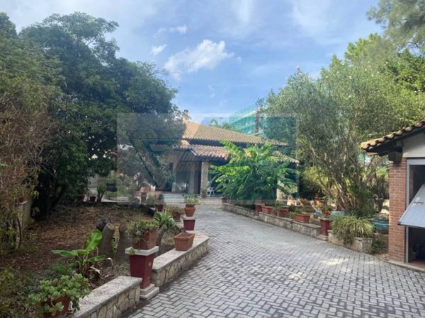 casa indipendente in vendita a Siracusa in zona Scala Greca