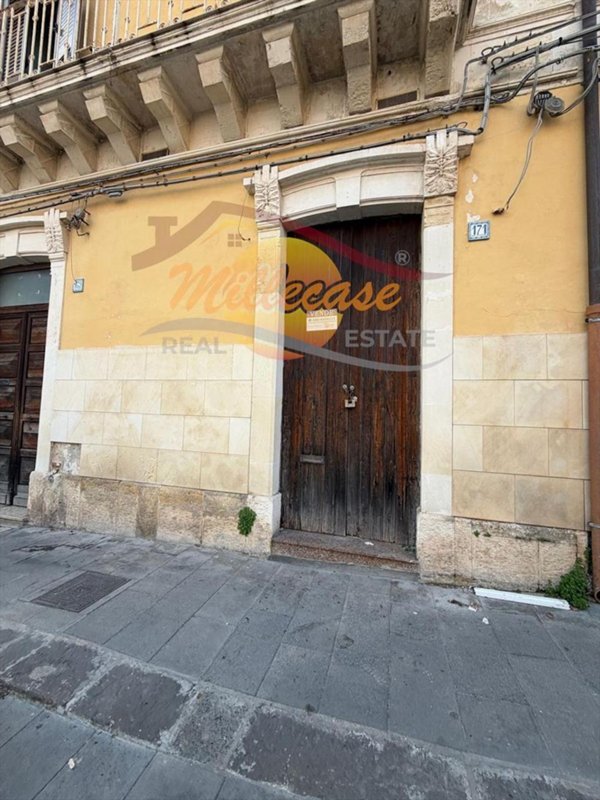 appartamento in vendita a Siracusa in zona Borgata