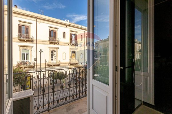 appartamento in vendita a Siracusa in zona Borgata