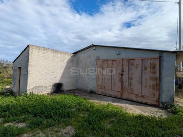 terreno agricolo in vendita a Siracusa in zona Belvedere