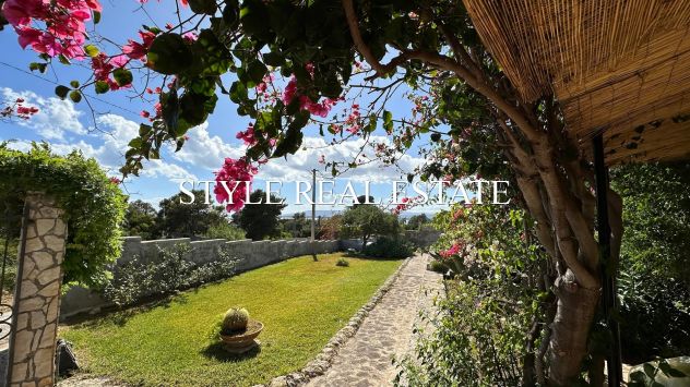 casa indipendente in vendita a Siracusa in zona Isola / Plemmirio