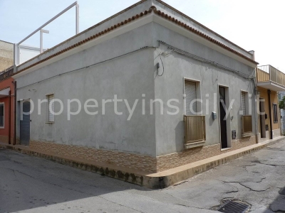 casa indipendente in vendita a Siracusa in zona Cassibile