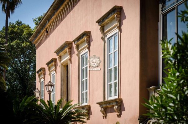 villa in vendita a Siracusa in zona Isola / Plemmirio