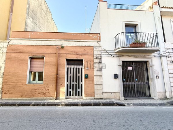 casa indipendente in vendita a Siracusa in zona Centro Città