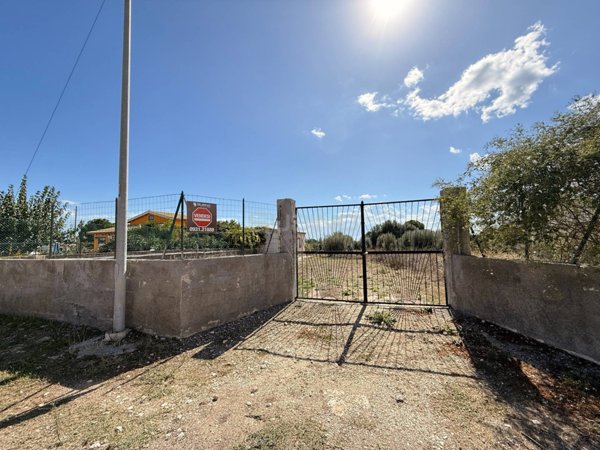 locale di sgombero in vendita a Siracusa in zona Isola / Plemmirio