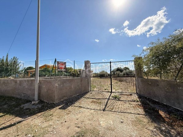 locale di sgombero in vendita a Siracusa in zona Isola / Plemmirio