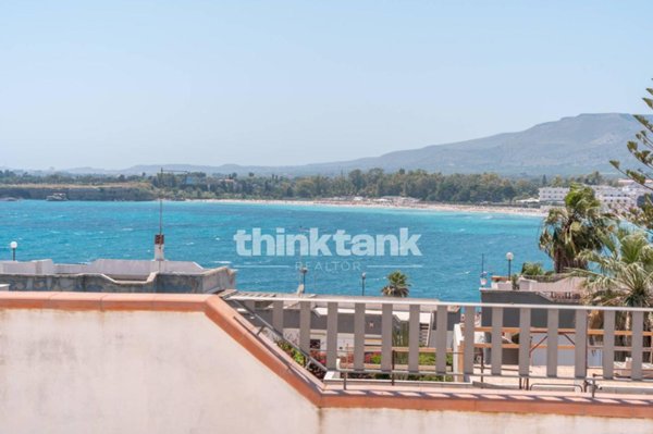 casa indipendente in vendita a Siracusa in zona Fontane Bianche