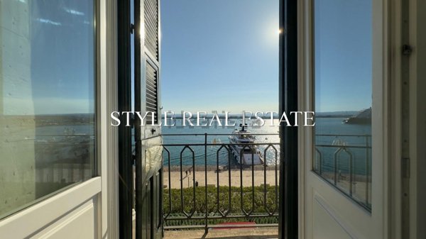 appartamento in vendita a Siracusa in zona Isola Ortigia