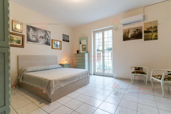 appartamento in vendita a Siracusa in zona Borgata