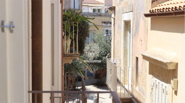 casa indipendente in vendita a Siracusa in zona Isola Ortigia
