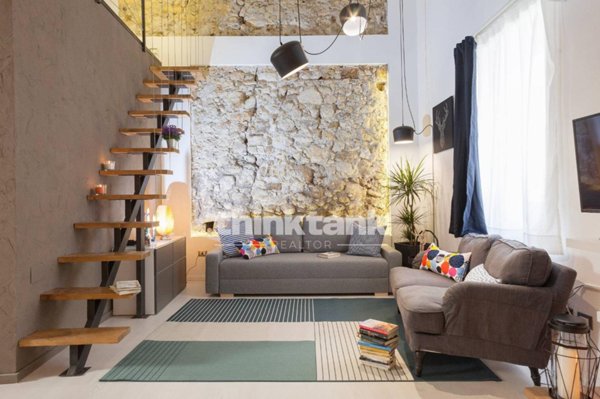 appartamento in vendita a Siracusa in zona Isola Ortigia