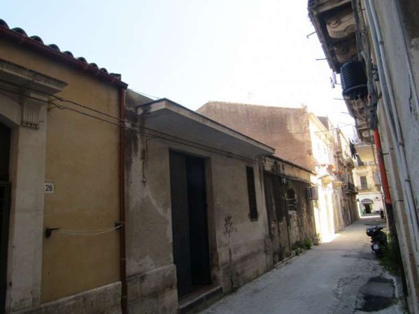 locale di sgombero in vendita a Siracusa in zona Centro Città