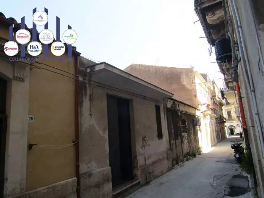locale di sgombero in vendita a Siracusa in zona Centro Città
