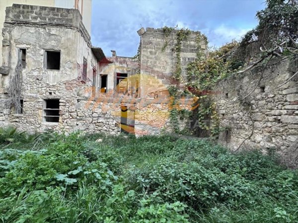 appartamento in vendita a Siracusa in zona Borgata