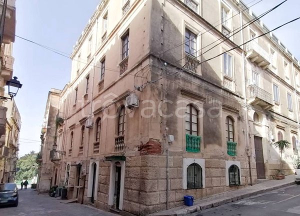 appartamento in vendita a Siracusa in zona Isola Ortigia