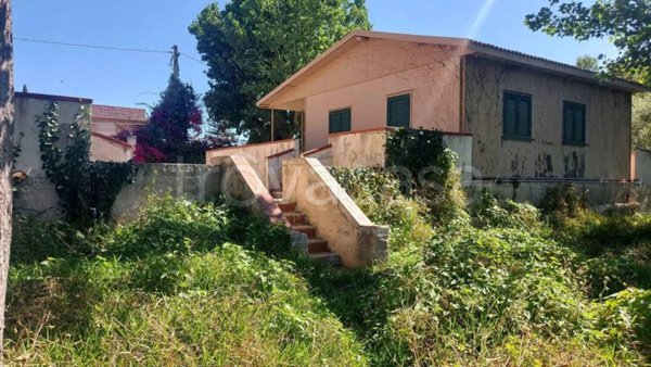 casa indipendente in vendita a Siracusa in zona Belvedere
