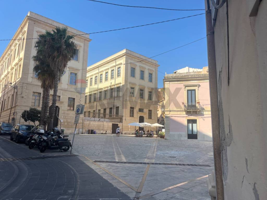appartamento in vendita a Siracusa in zona Isola Ortigia