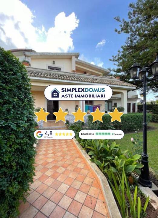 pentavano in vendita a Siracusa in zona Isola / Plemmirio