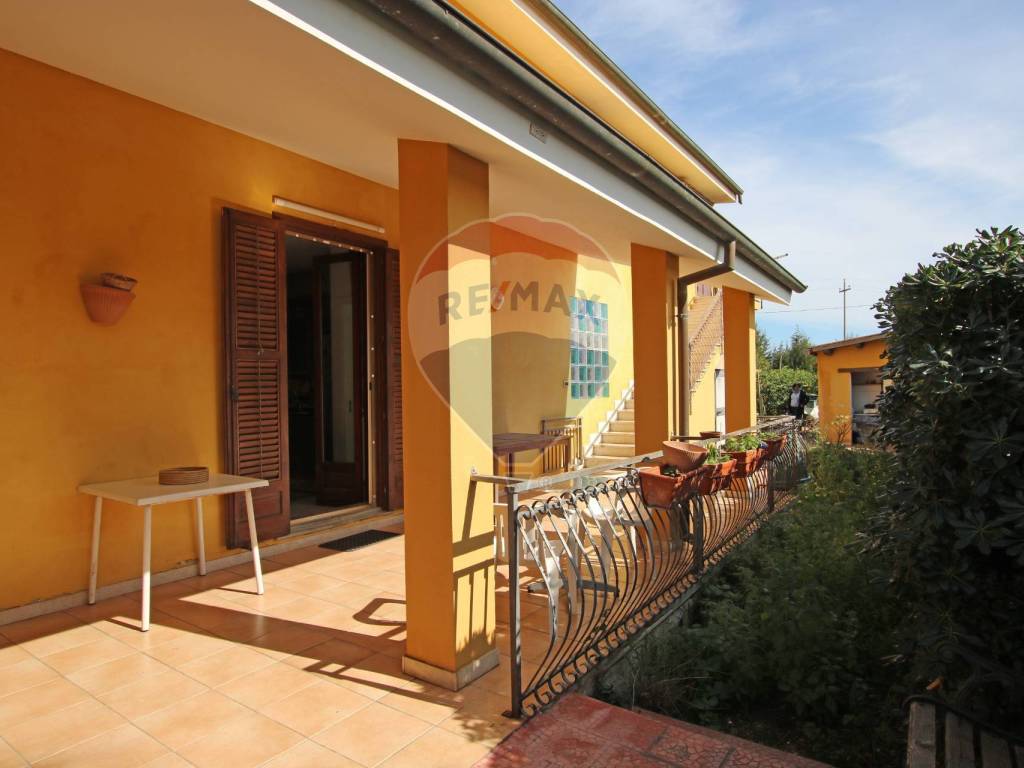 casa indipendente in vendita a Siracusa in zona Belvedere