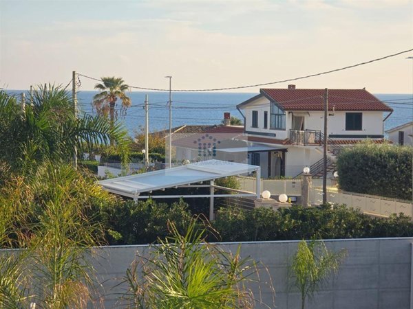 casa indipendente in vendita a Siracusa in zona Isola / Plemmirio