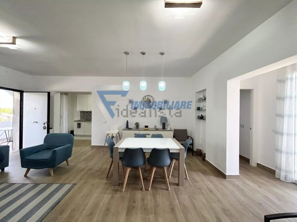 casa indipendente in vendita a Siracusa in zona Fontane Bianche