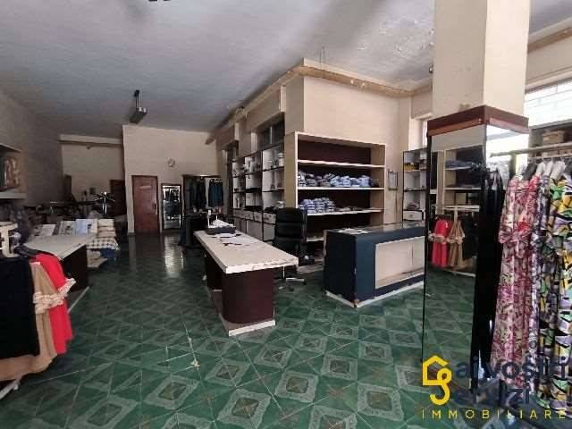 locale commerciale in vendita a Siracusa