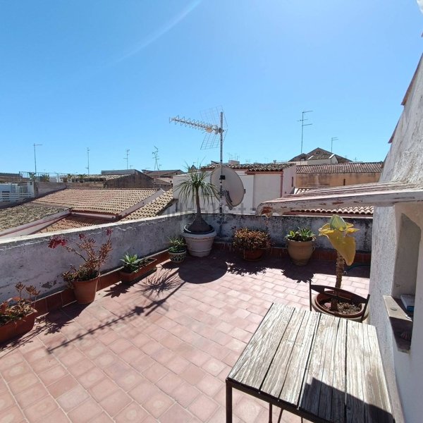 appartamento in vendita a Siracusa in zona Isola Ortigia