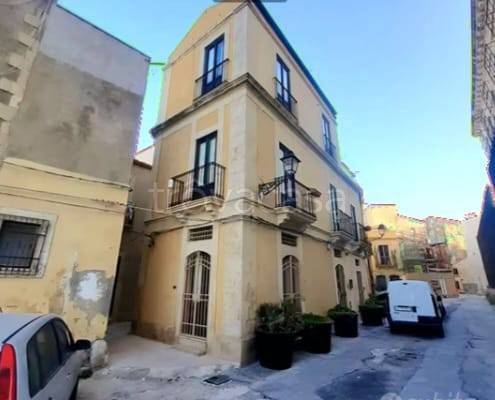 appartamento in vendita a Siracusa in zona Isola Ortigia