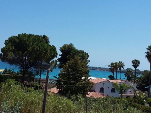 casa indipendente in vendita a Siracusa in zona Fontane Bianche