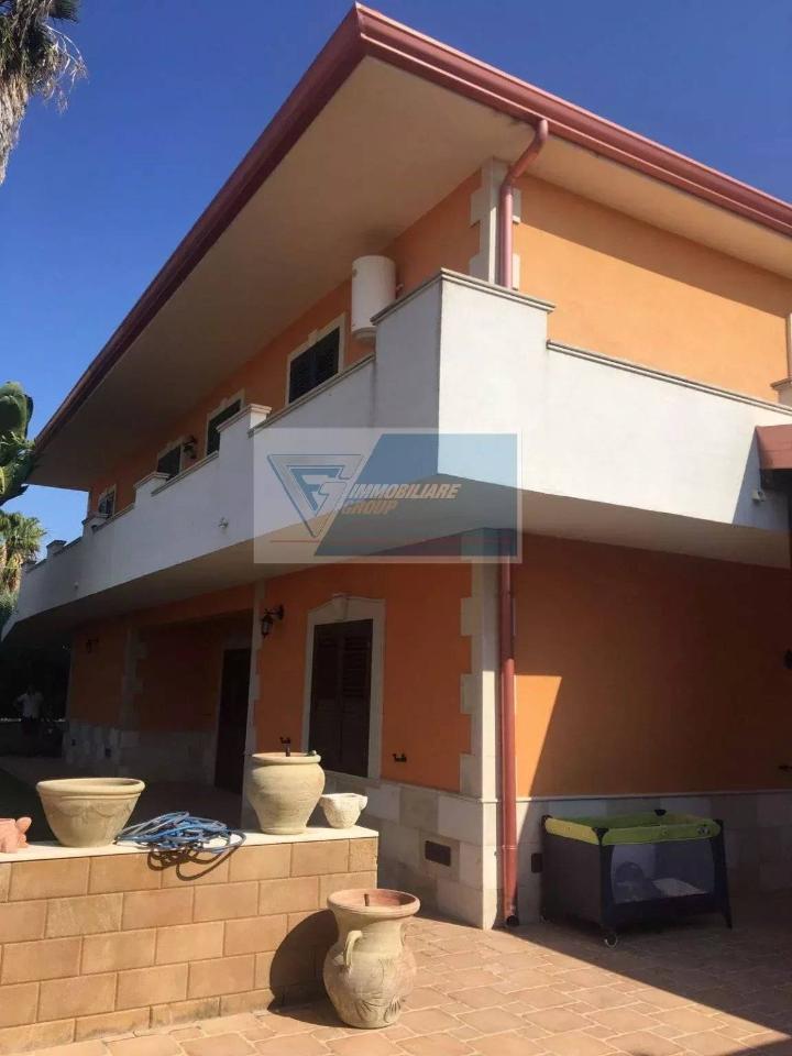 casa indipendente in vendita a Siracusa in zona Borgata