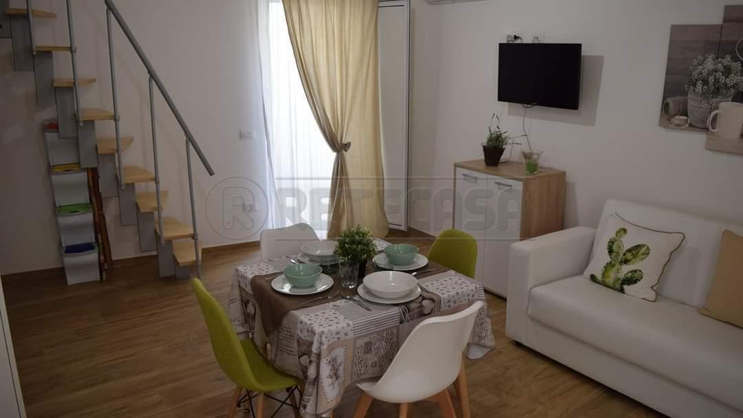 casa indipendente in vendita a Siracusa in zona Borgata