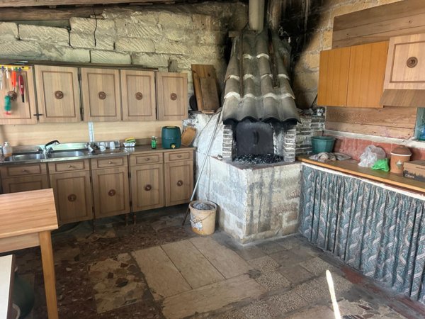 locale di sgombero in vendita a Siracusa in zona Belvedere