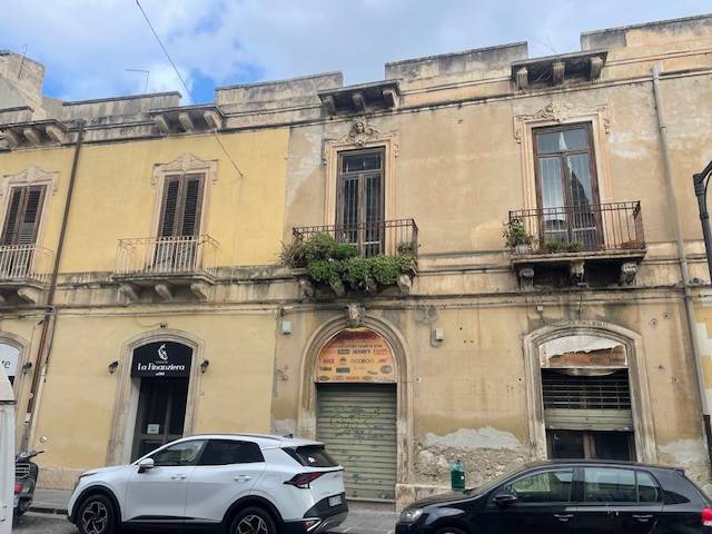 appartamento in vendita a Siracusa in zona Isola Ortigia