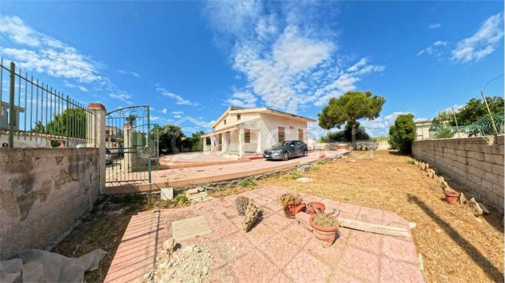 casa indipendente in vendita a Siracusa in zona Arenella