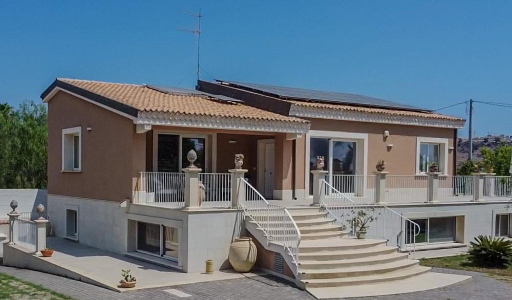 casa indipendente in vendita a Siracusa in zona Centro Città